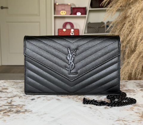 Клатч Saint Laurent Cassandre